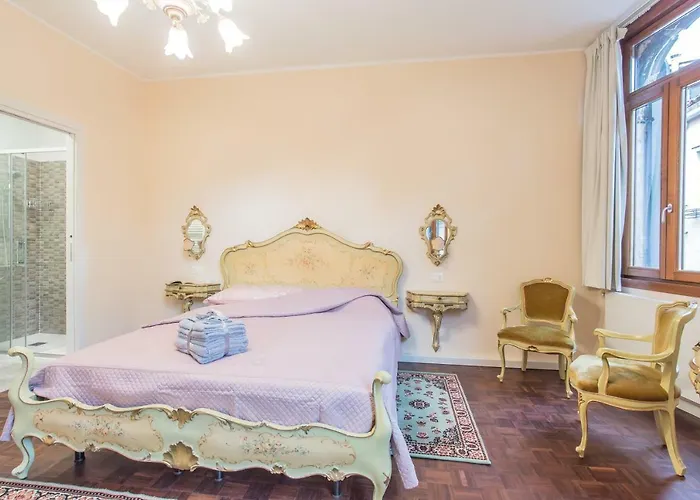 Ca De Le Colonnette - St Marks Square Apartman